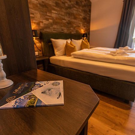 Tevini Boutique Suites By We Rent Zell am See Habitación foto
