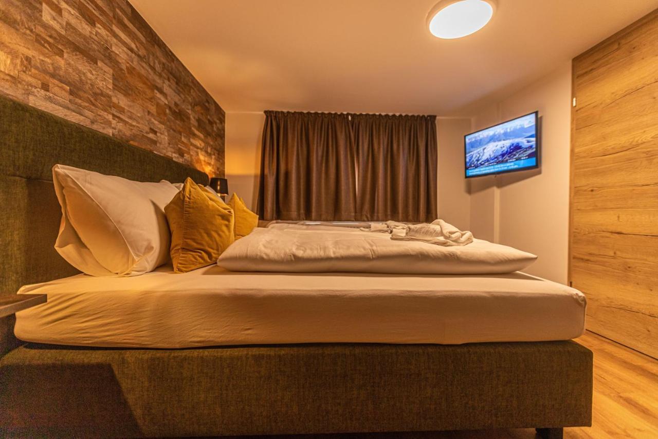 Tevini Boutique Suites By We Rent Zell am See Exterior foto