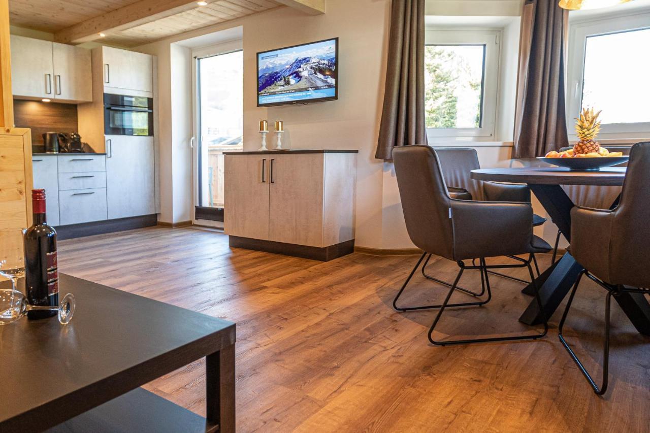 Tevini Boutique Suites By We Rent Zell am See Exterior foto