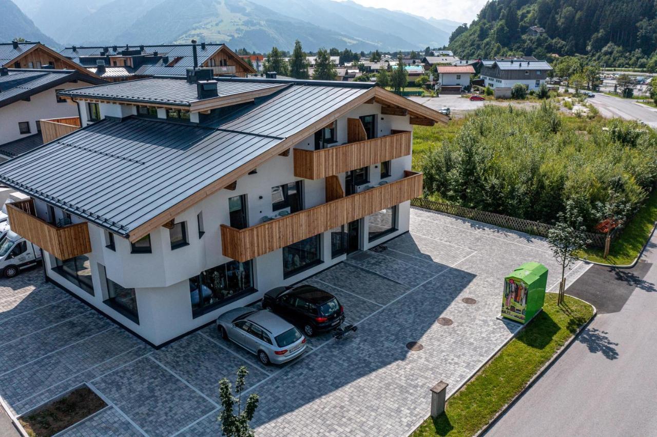 Tevini Boutique Suites By We Rent Zell am See Exterior foto